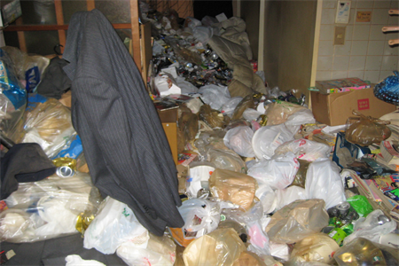【北九州市小倉北区でゴミ屋敷清掃】20年間ゴミを溜めた部屋の片付け依頼